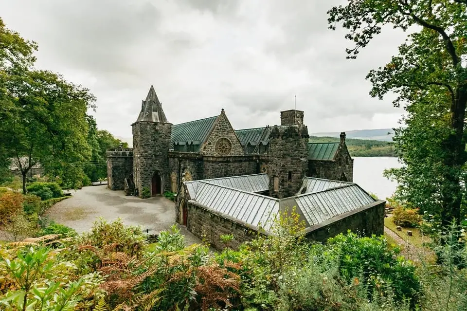 Oban, Glencoe, Highland Lochs & Castles Tour