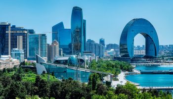 Baku city break tour