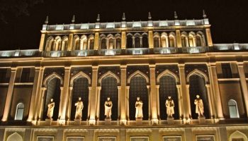 Музей литературы Азербайджана - достопримечательности Баку